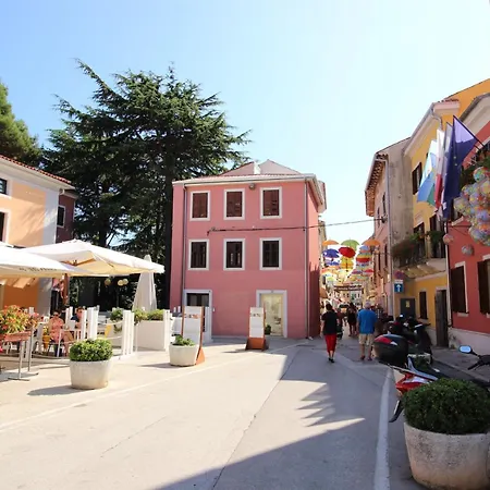 شقة Erika Ap 4 Nr2 *